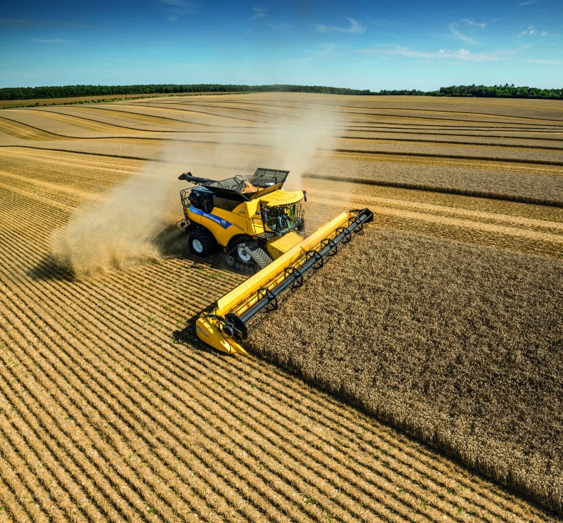 New Holland eleva el nivel de eficiencia en las cosechadoras de rotores CR Revelation